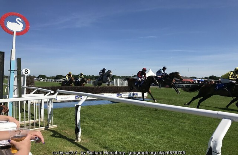 Stratford Racecourse Jumps